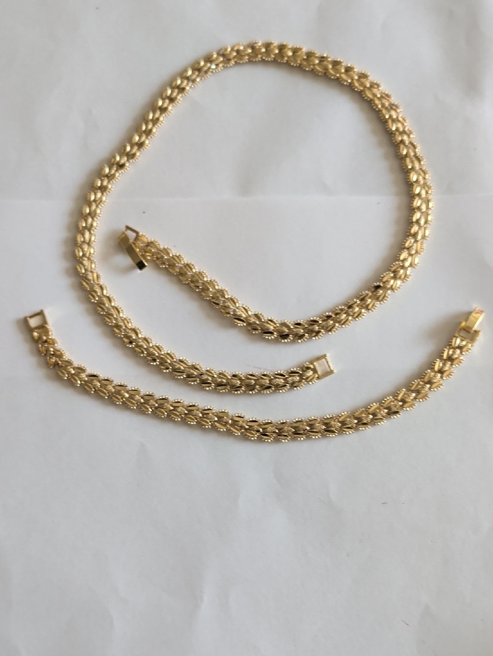 Feather Link Necklace